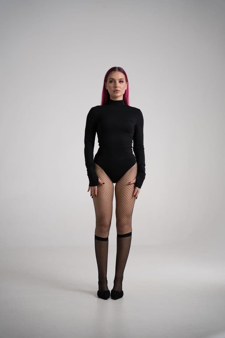 Body basic cu mâneci lungi tip mănușă