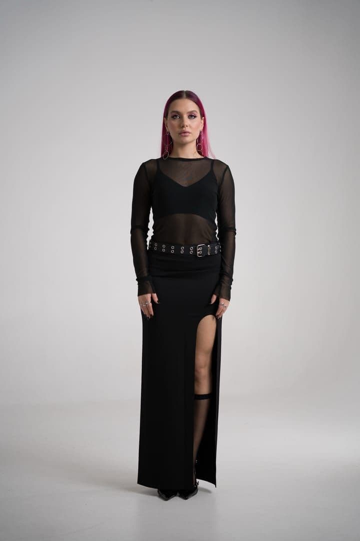 Top transparent cu mâneci lungi