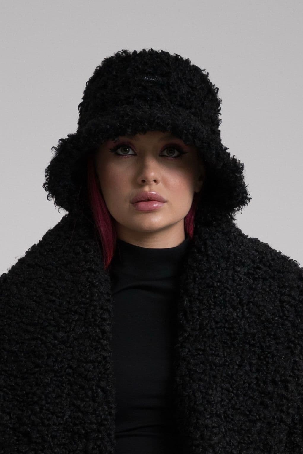 Pălărie reversibilă tip bucket